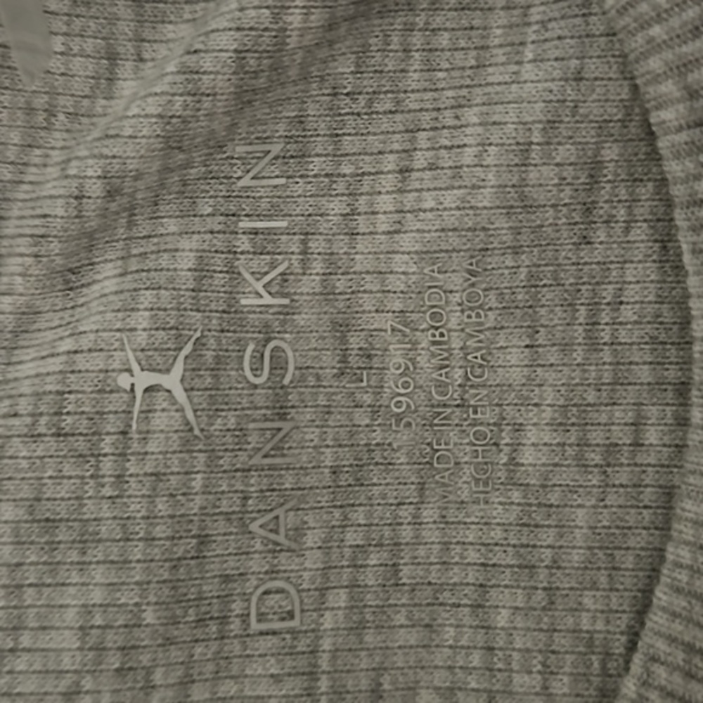 Large Danskin‎ Gray Tank - Picture 2 of 2